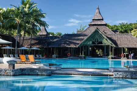 pool at shandrani resort mauritius