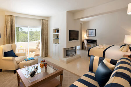 oasis family suite main room at vila vita parc hotel portugal