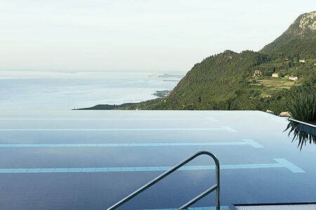 Header image of infinity pool at Lefay Resort and Spa Italy